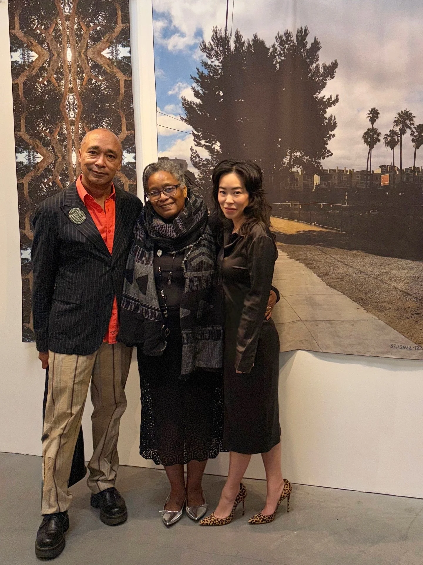 Thank you Cheryl for your brilliance and another great show 🌟✨ and to everyone who celebrated with us last night!! 💖

✍🏻 For those who missed the opening, join us for 𝗜𝗻 𝗖𝗼𝗻𝘃𝗲𝗿𝘀𝗮𝘁𝗶𝗼𝗻 𝘄𝗶𝘁𝗵 𝗮𝗿𝘁𝗶𝘀𝘁 𝗖𝗵𝗲𝗿𝘆𝗹 𝗗𝗲𝗿𝗿𝗶𝗰𝗼?