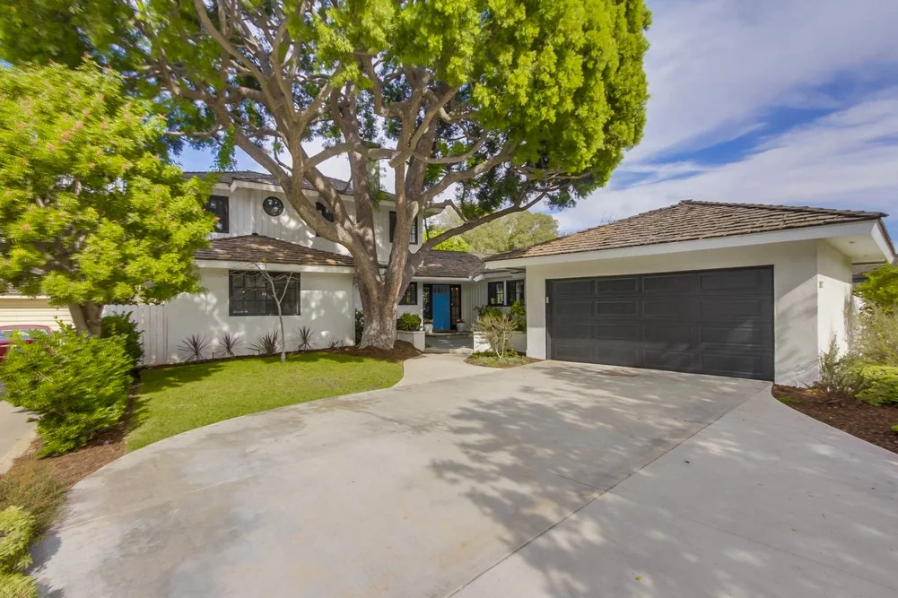  5127 E El Roble St • Park Estates - Long Beach • SOLD $1,085,000