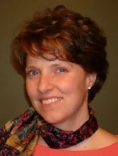 ClaudiaE-crop-1.jpg