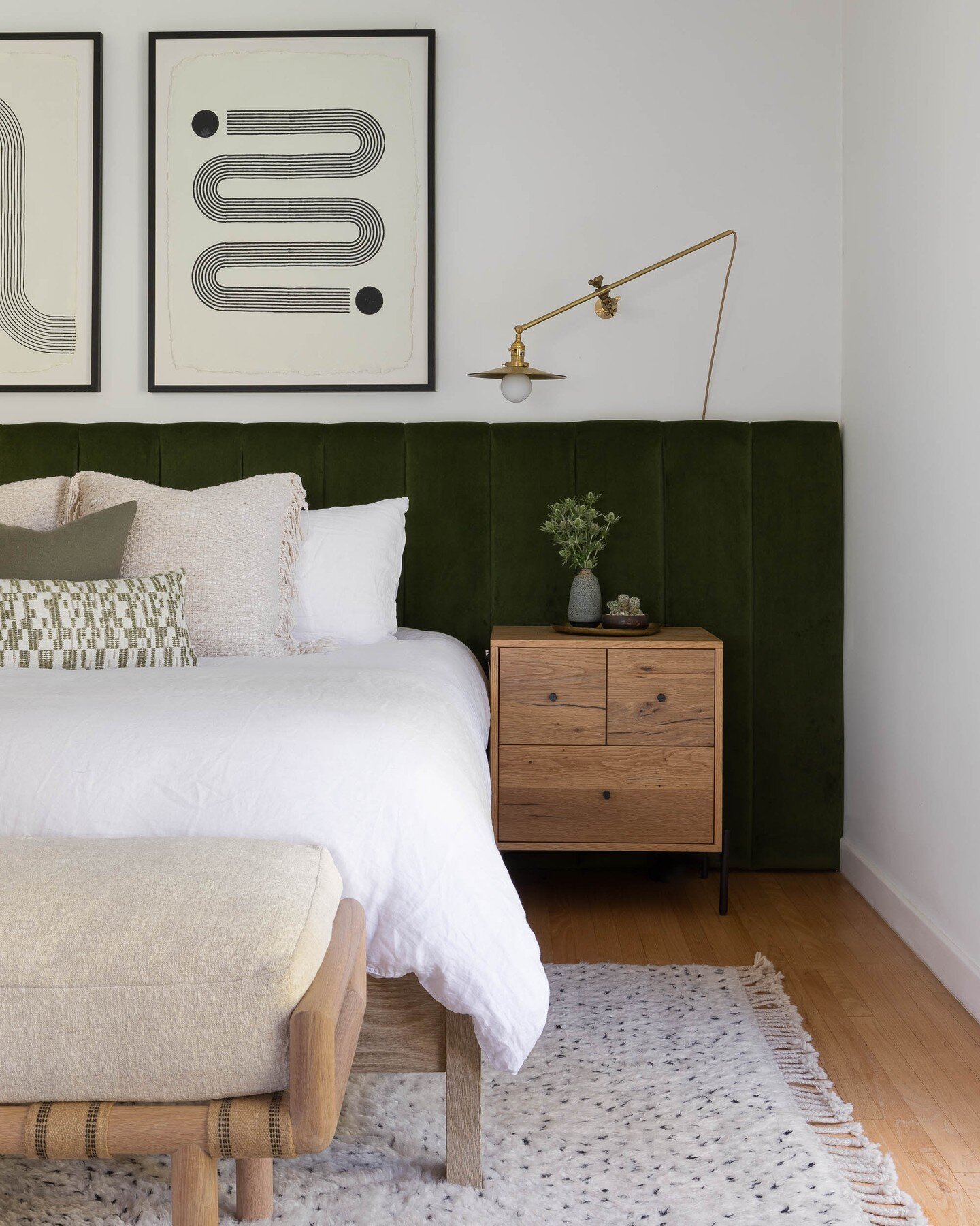 A bedroom that inspires clarity and zen. ⠀⁣⁣
⠀⁣⁣
If there's one place to spend energy creating a zen, minimal environment, it's your bedroom. As the place you begin and end each day, prioritize cleansing the space of any excess clutter and focus on k