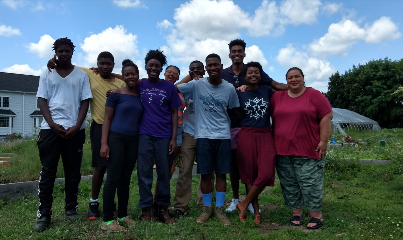 Our 2017 summer Youth crew and our FoodCorps member Nyree pose at Reservoir Community Farm on a beautiful day!
