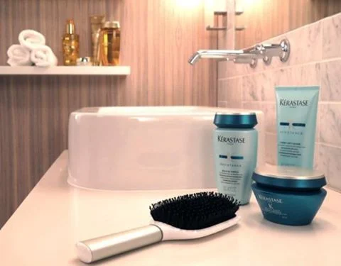 The @kerastase_official Hair Coach powered by @Withings, something to spice up your brushing routine. Where would you take your own Hair Coach?&nbsp;
#mosman #sydney #sydneystyle #goodhairday