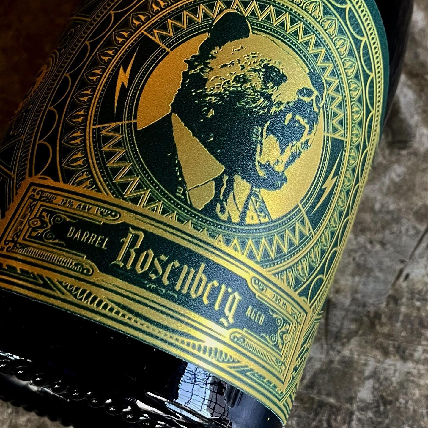 🐻 Nuestra cerveza de 6to aniversario ya est&aacute; aqu&iacute;: ROSENBERG - Scotch Whiskey Barrel Aged Russian Imperial Stout. 8 meses en barrica de roble blanco donde se madur&oacute; Whiskey le dan a nuestra cl&aacute;sica Rosenberg un car&aacute