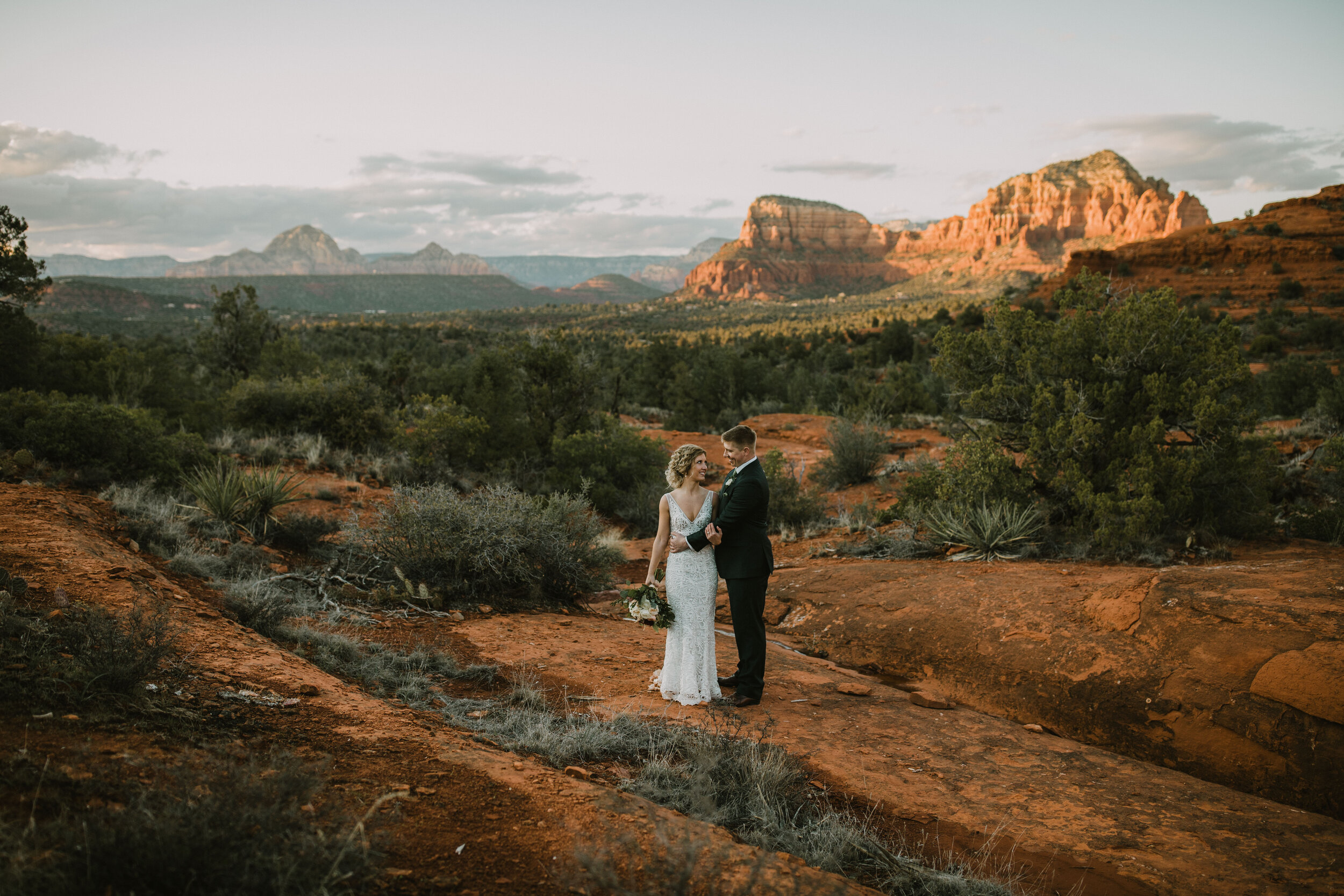 E&M-Sedona Elopement Photographer-2.jpg