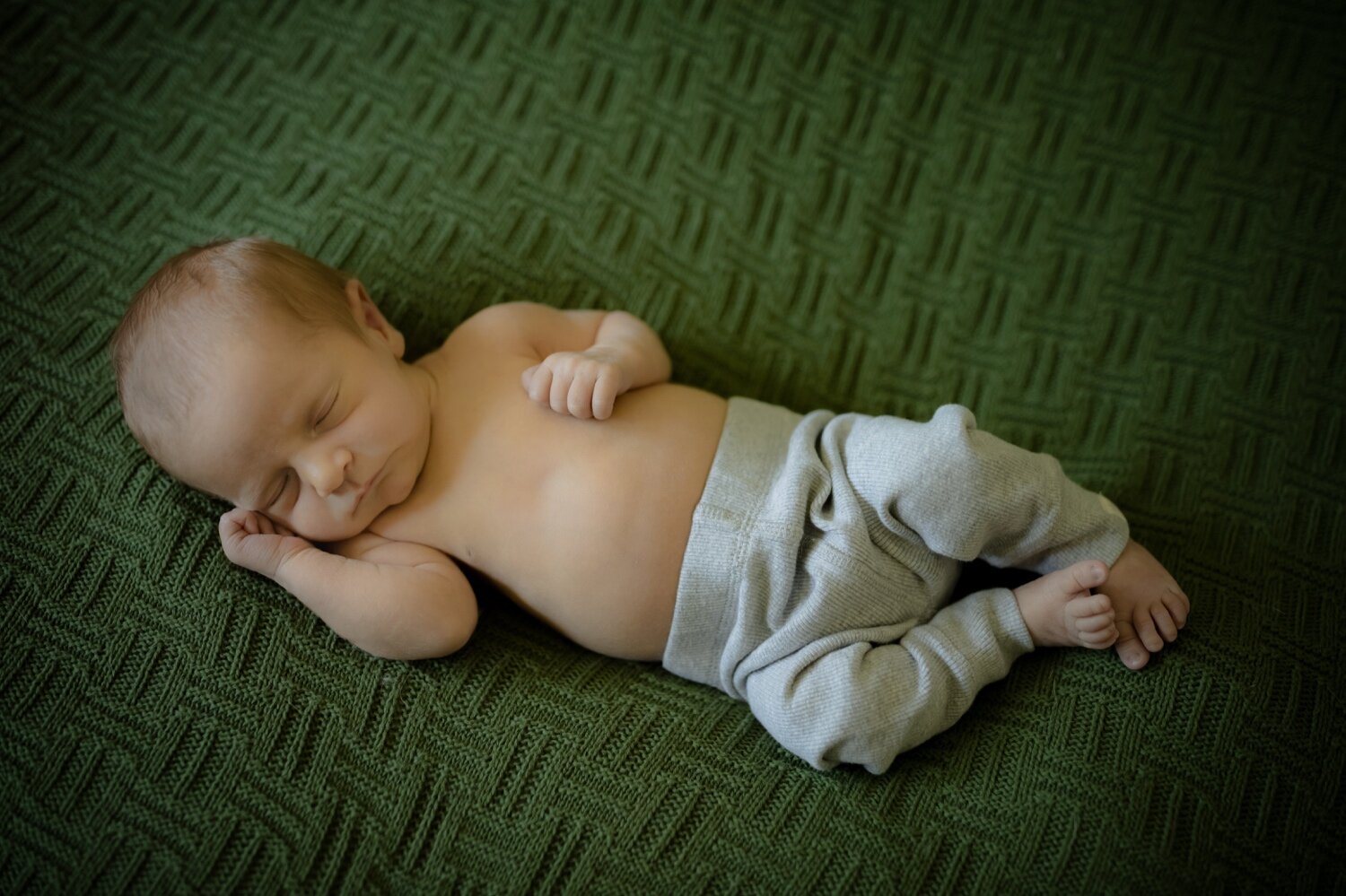 01_Callum Newborn-5.jpg