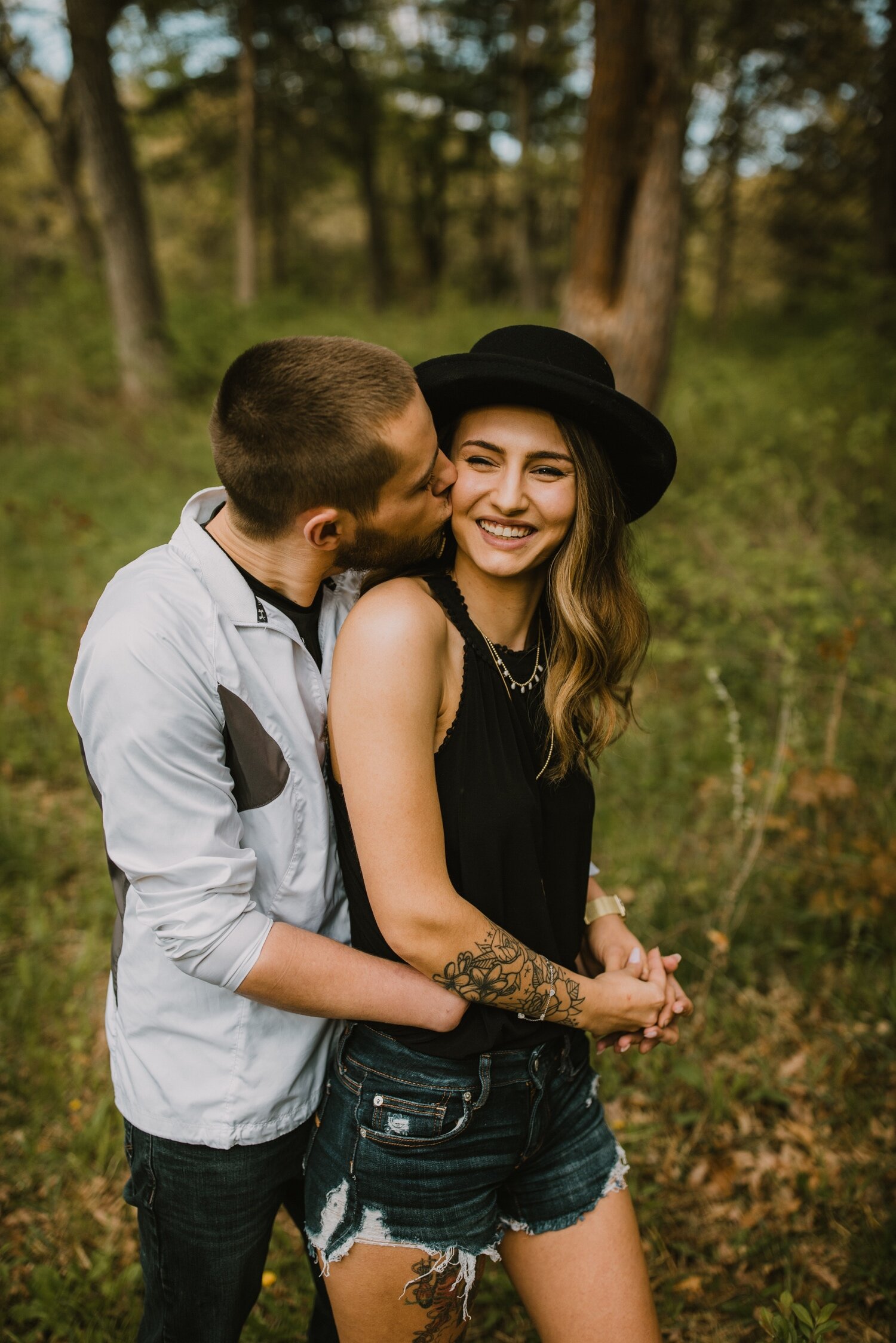 01_H&T-Milwaukee Engagement Session Photographer-2.jpg