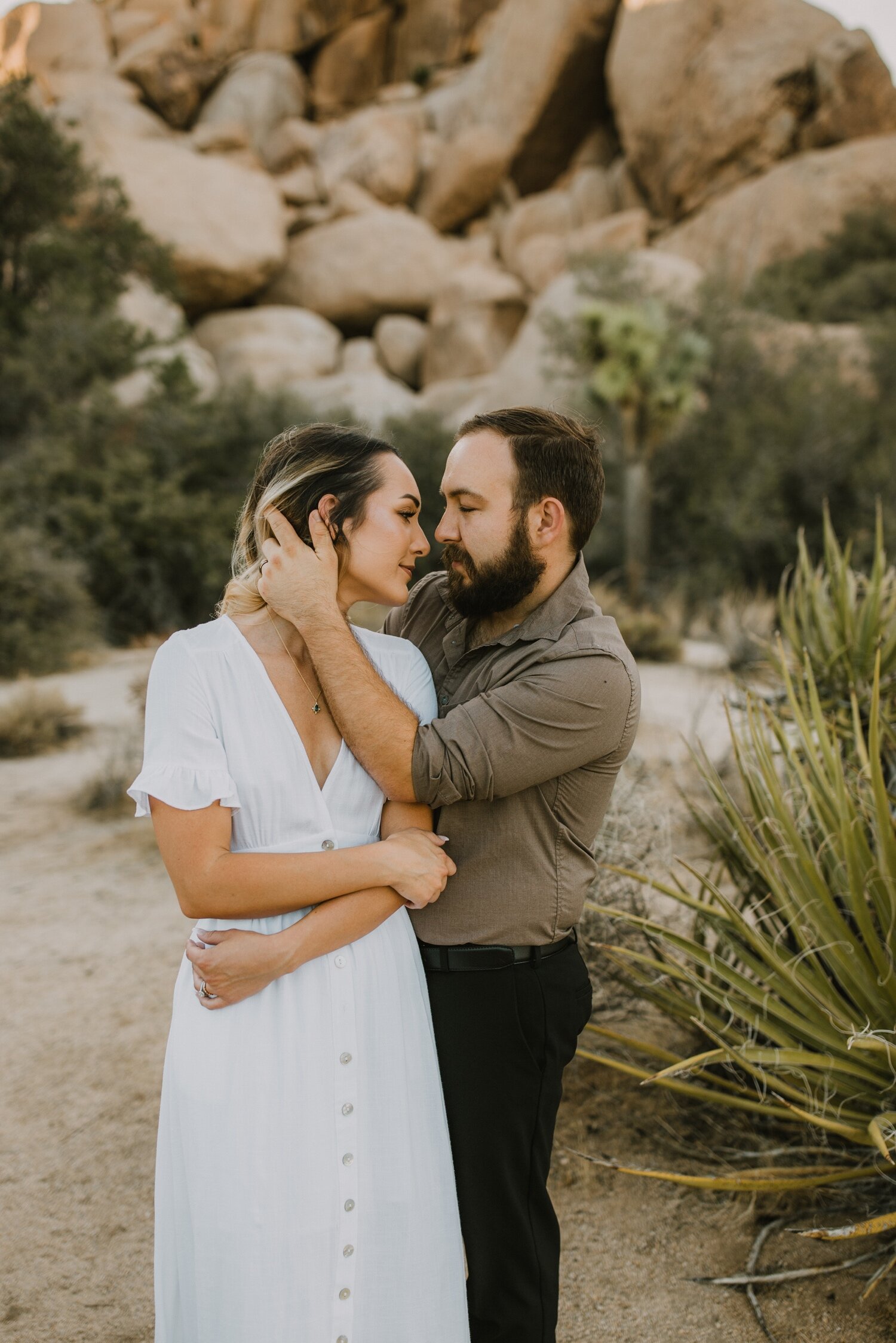 19_J&B-Joshua Tree Photographer Videographer-33.jpg