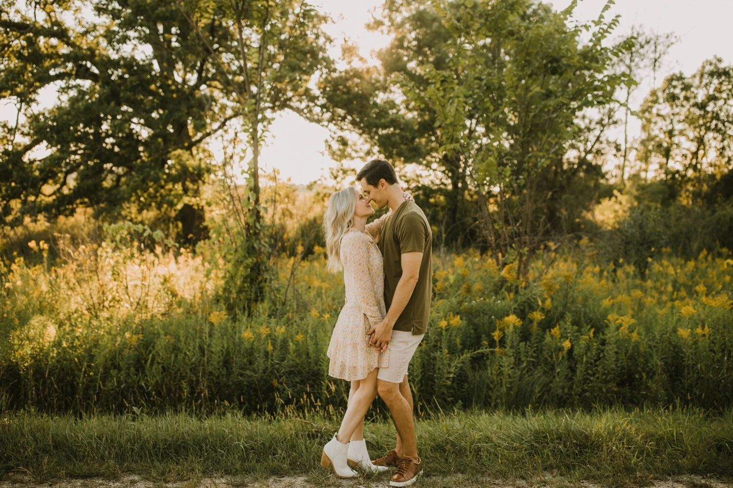 36_R&B-Milwaukee Engagement Photographer-145.jpg