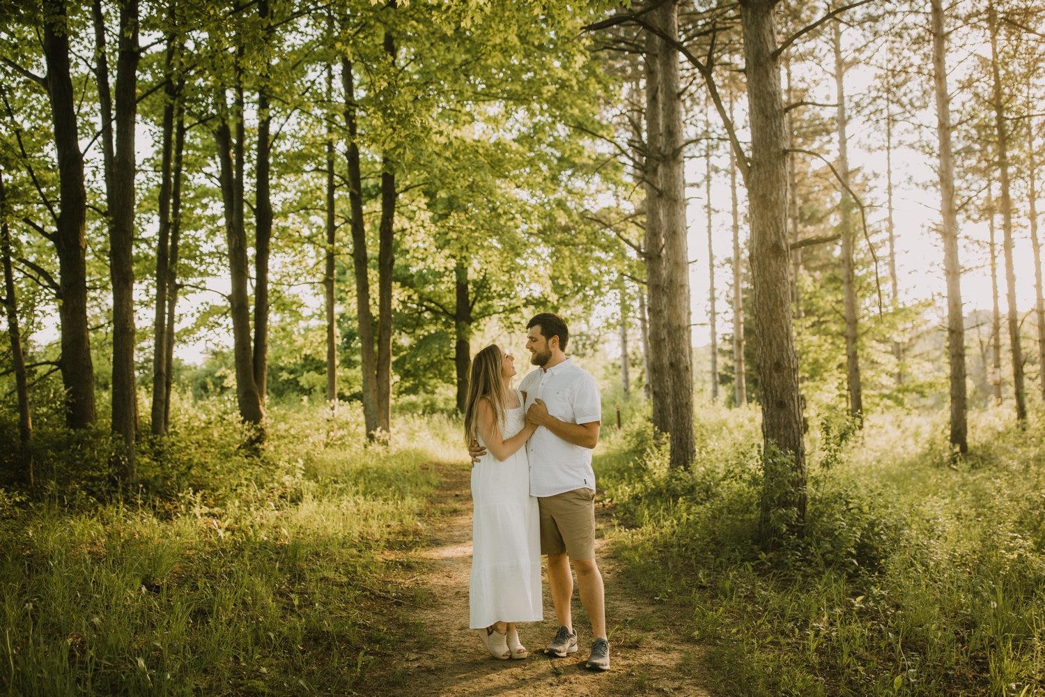 16_B&B-Milwaukee Engagement Photographer Videographer-49.jpg