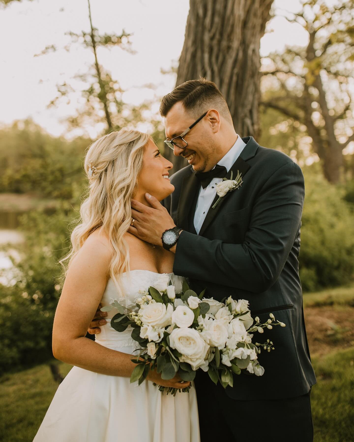 Becky &amp; Chris&rsquo;s wedding on Saturday was so gorgeous and sweet!! 🥰 We loved documenting their day at @1841farmsandvineyard ❤️