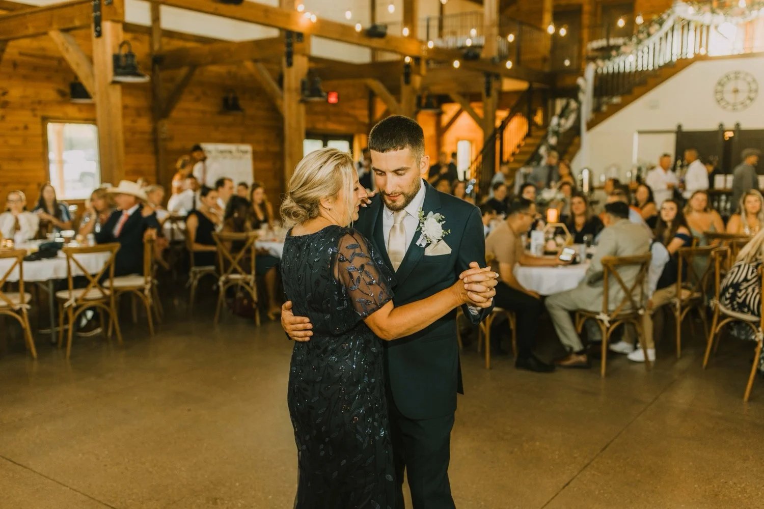 084_B&N-Milwaukee Wedding Photographer Videographer-937.jpg