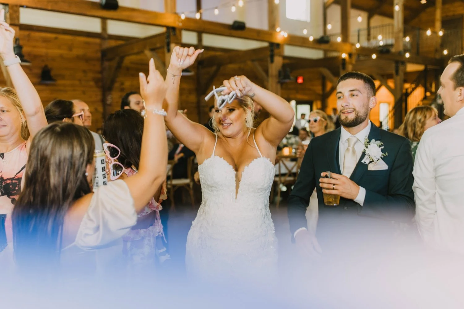 086_B&N-Milwaukee Wedding Photographer Videographer-951.jpg