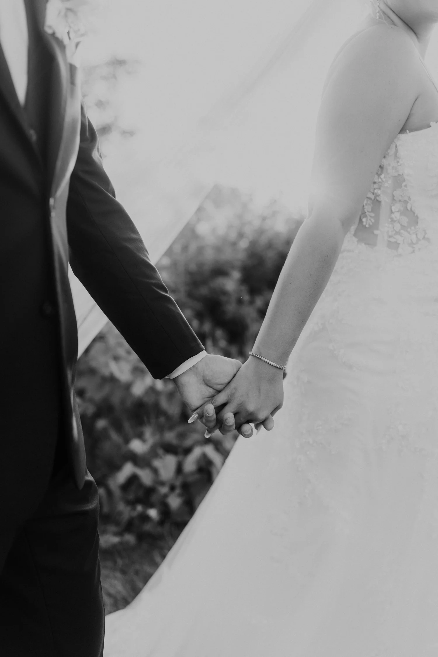 103_B&N-Milwaukee Wedding Photographer Videographer-1092.jpg