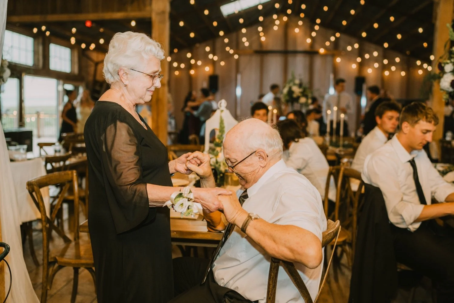 105_B&J-Milwaukee Wedding Photographer Videographer-1097.jpg