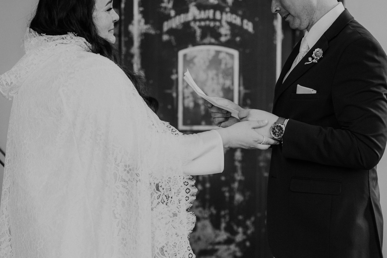 037_M&R-Milwaukee Wedding Photographer Videographer-338.jpg
