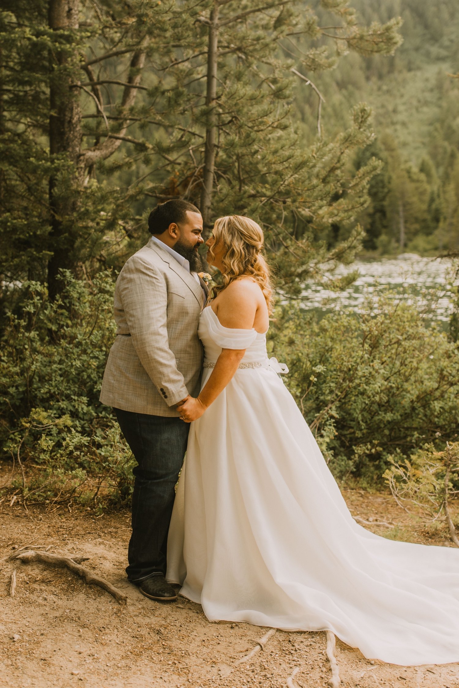 28_S&C-Colorado Elopement Photographer Videographer-196.jpg