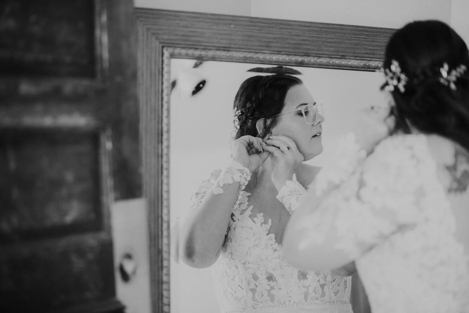 015_A&J-Milwaukee Wedding Photographer Videographer-178.jpg