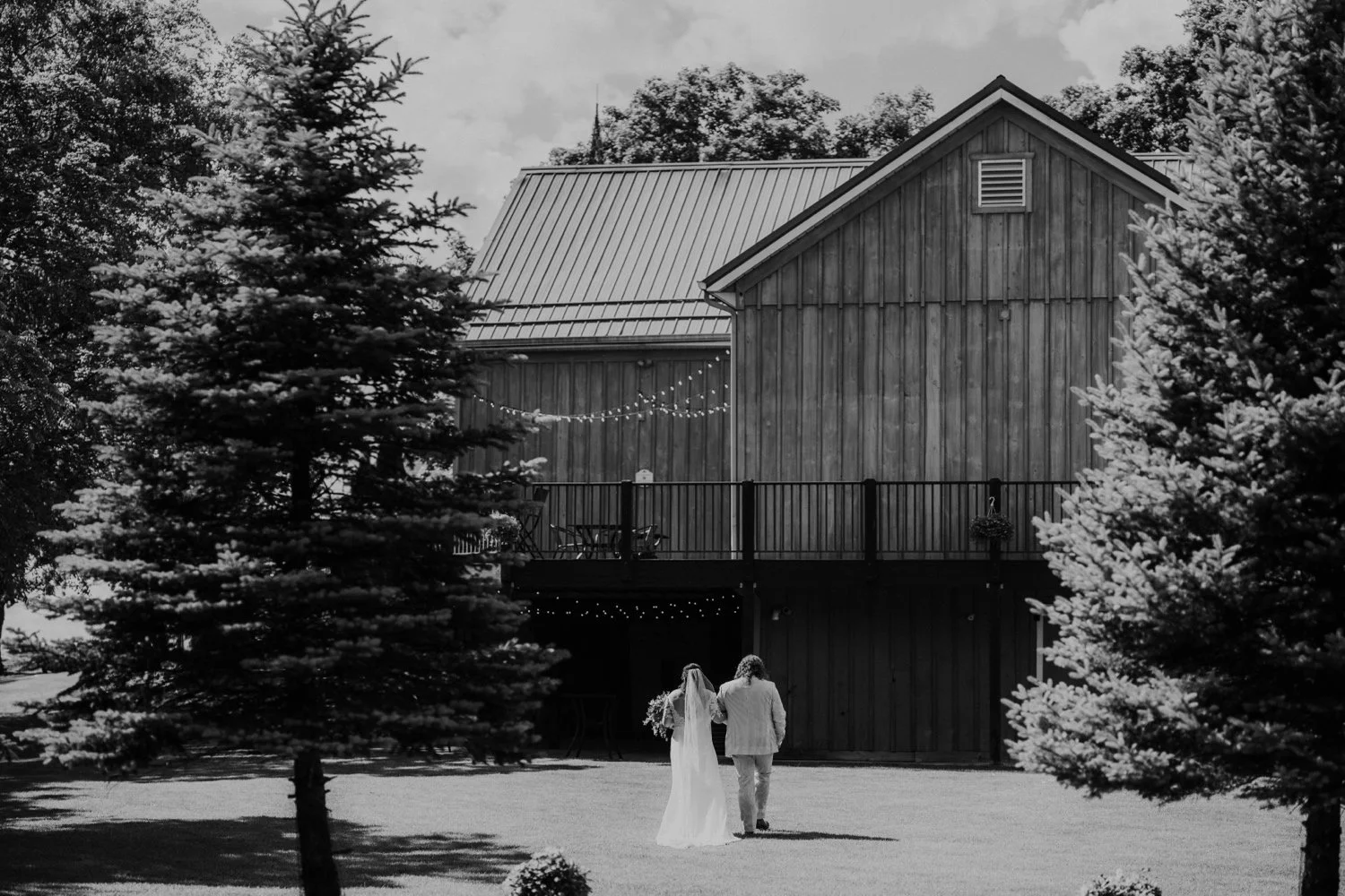 039_A&J-Milwaukee Wedding Photographer Videographer-430.jpg
