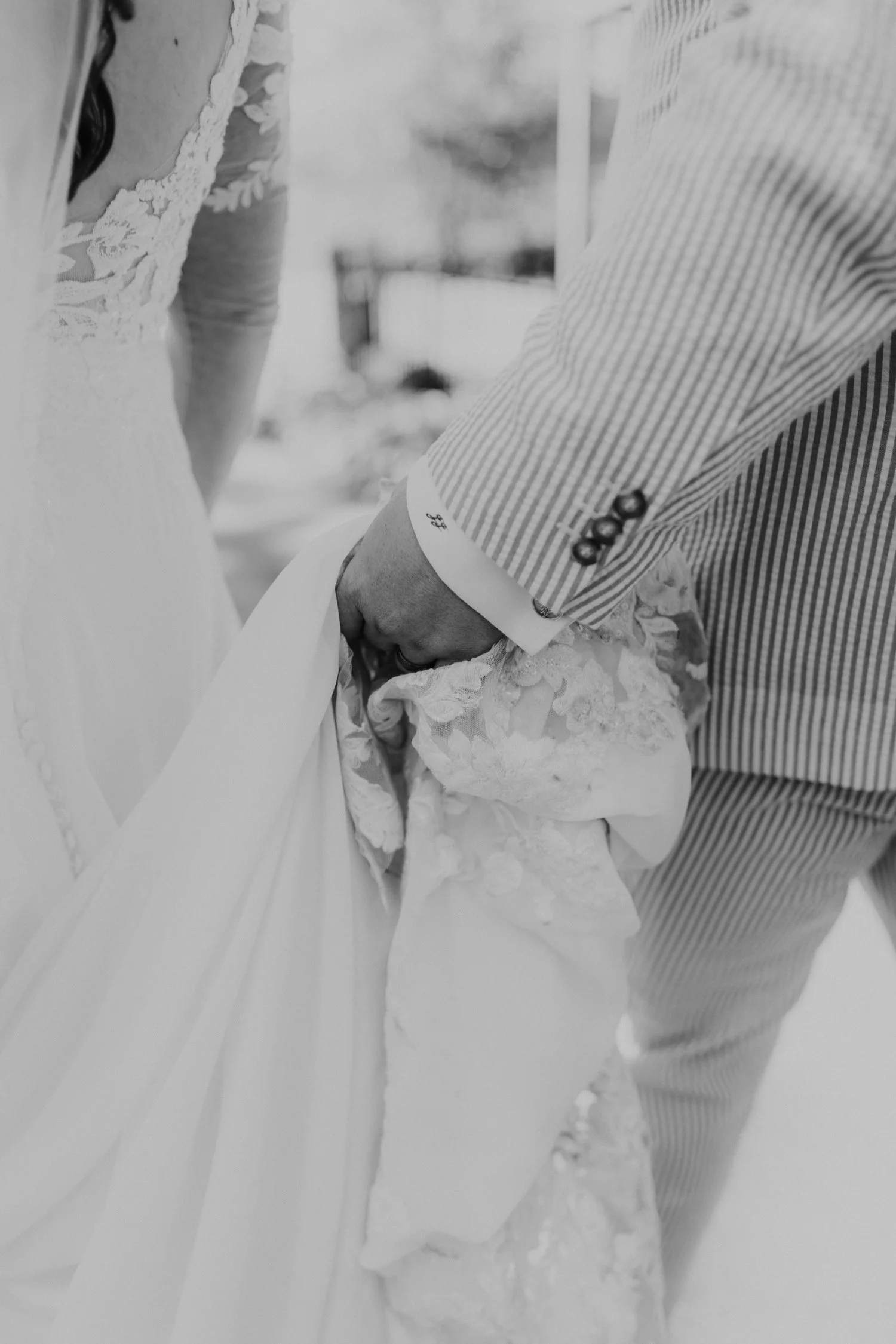 044_A&J-Milwaukee Wedding Photographer Videographer-541.jpg