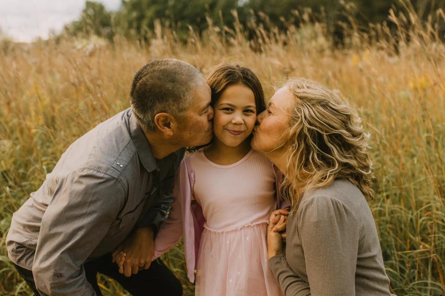 12_Straw-Family-Milwaukee Wisconsin Wedding Photo Video-52.jpg
