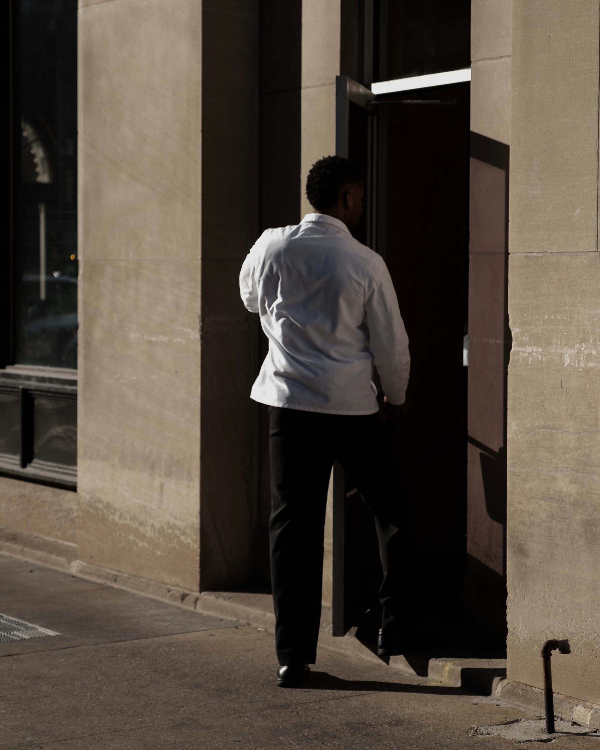 Town clarifies rules on door-to-door commerce