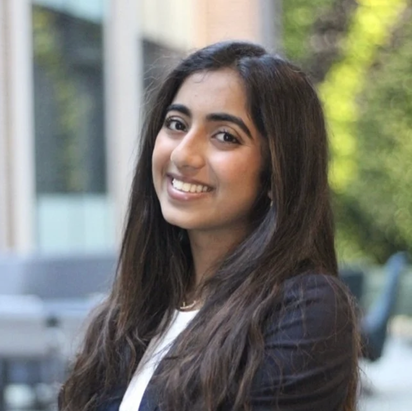 Paree Pasi | Advisory Board