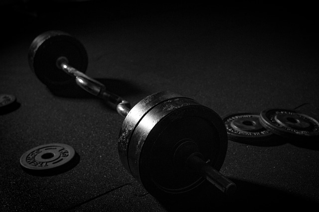 dumbbell-1966704_640.jpg
