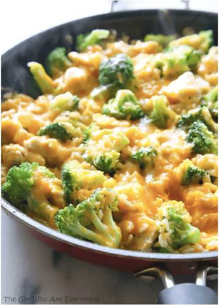 what to make for dinner tonight fast - Cheesy rice and broccoli chicken