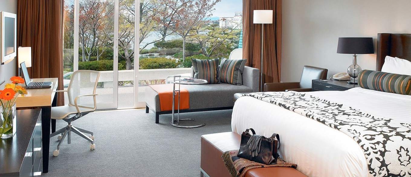 Luxury Erickson King Suite