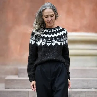 The Nifty Knitter - First Color Work Sweater