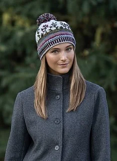 P_FloraAdoraHat_4_small2.jpg