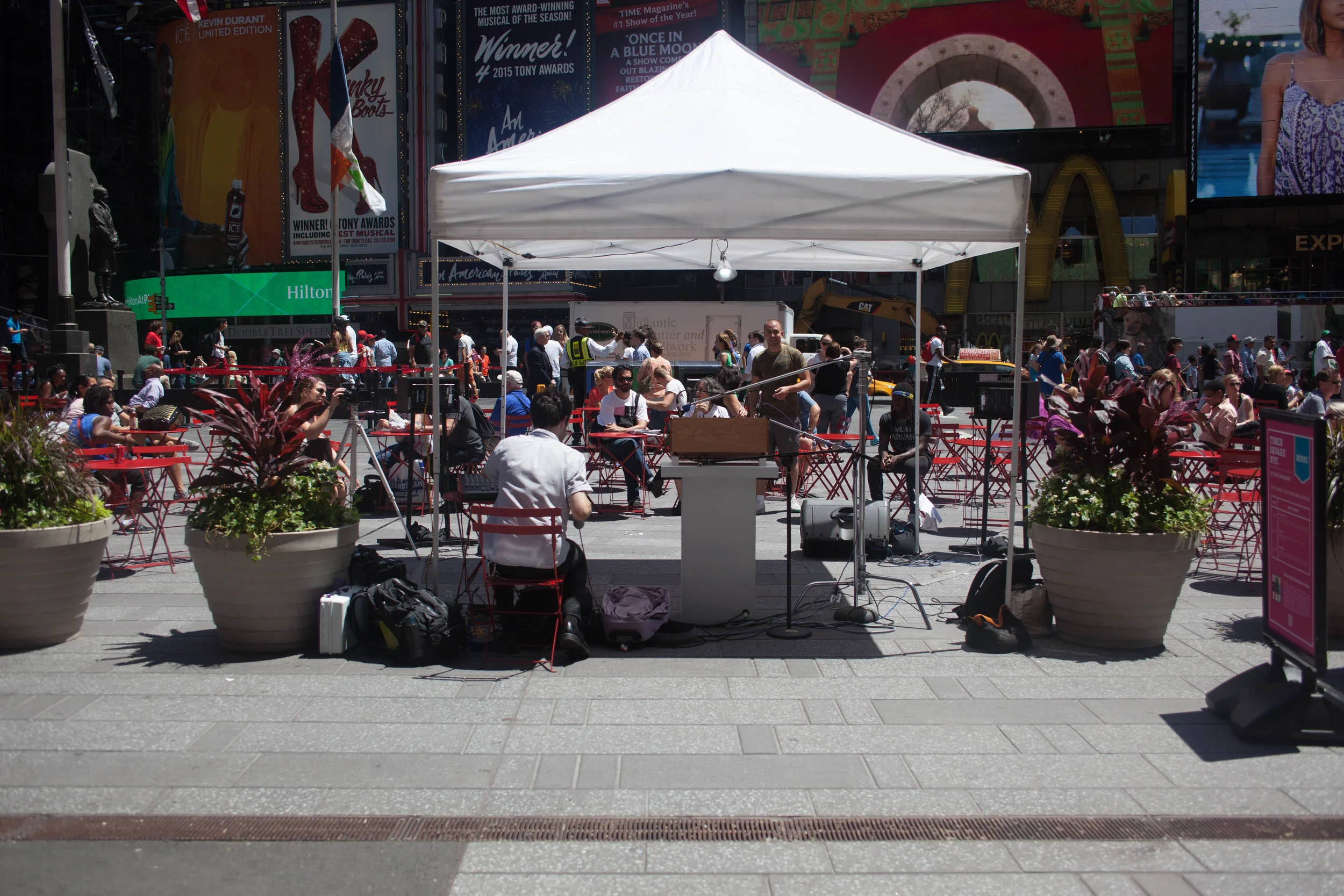 Sounding Box #11 in Times Square