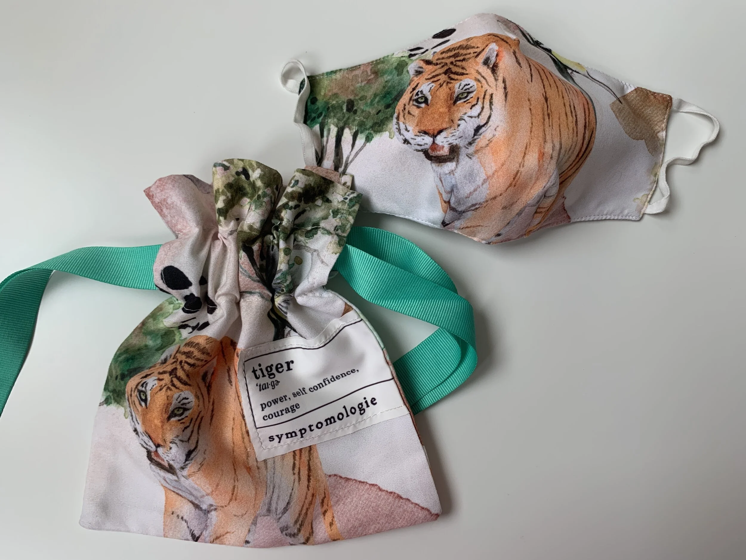 tiger satchel pulled with mask top right .JPG