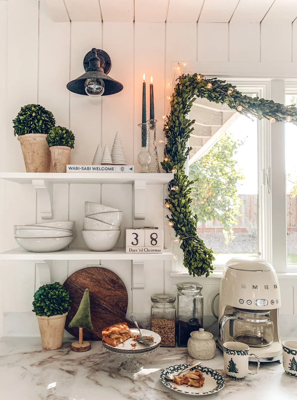 4 tips to Style Shelves and mantels for Christmas. — REBECCA & GENEVIEVE