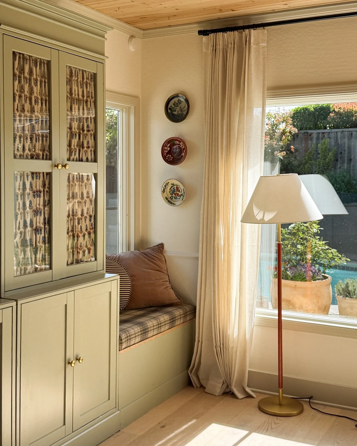 A few from home and beyond, slide 8!🥹 

Still slowly layering our home, trying new ideas, and making space for life in between it all. ✨

#homevibes #cozyhome #interiordesign #moderncottage