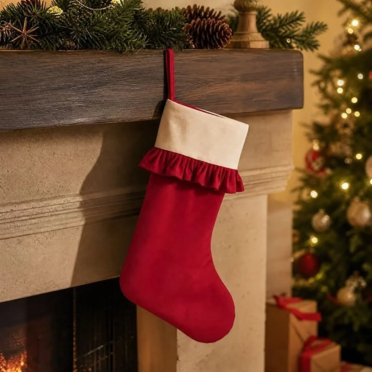 Christmas-Mantel-Decor-Under-$50-31.jpg