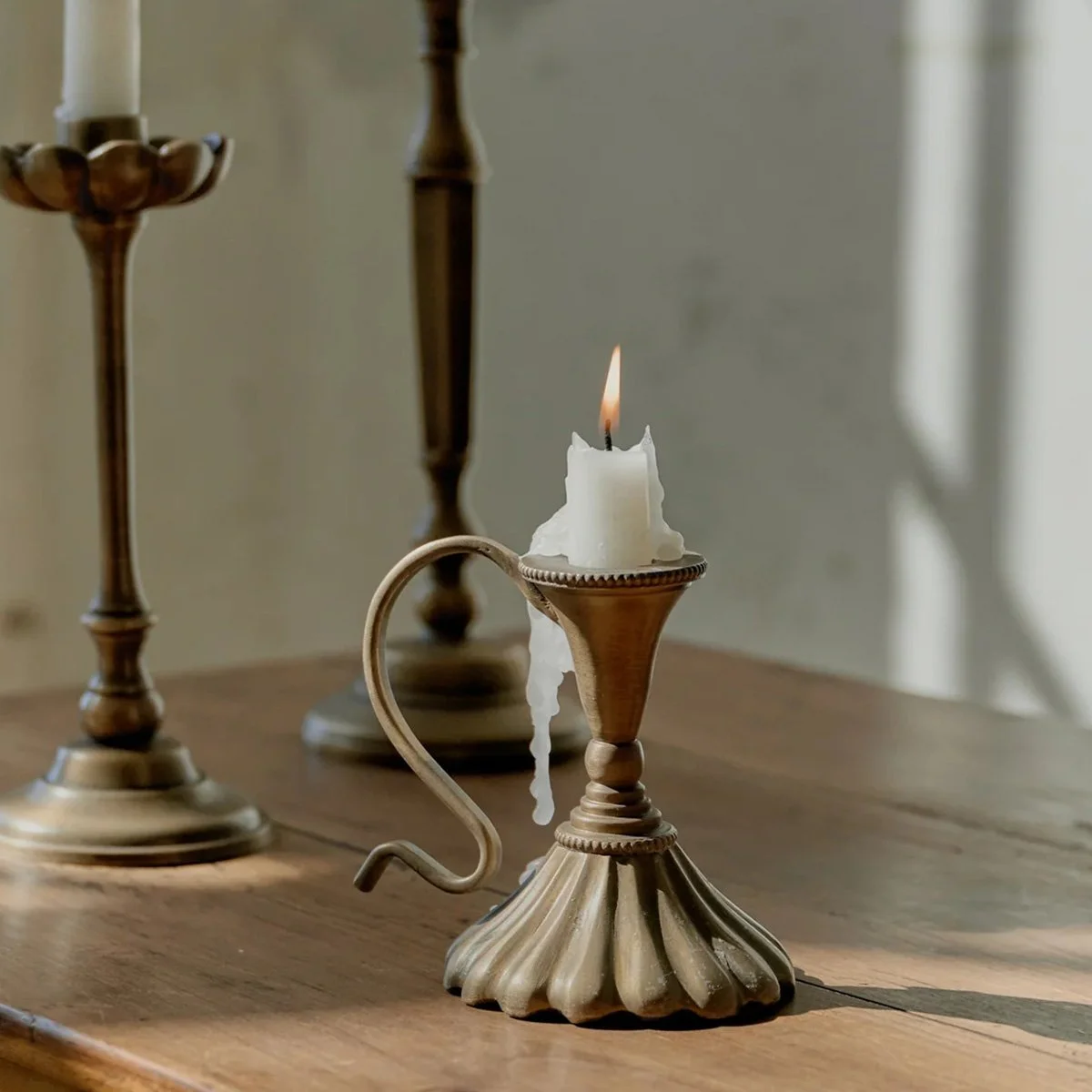 Christmas-Mantel-Decor-Under-$50-38.jpg