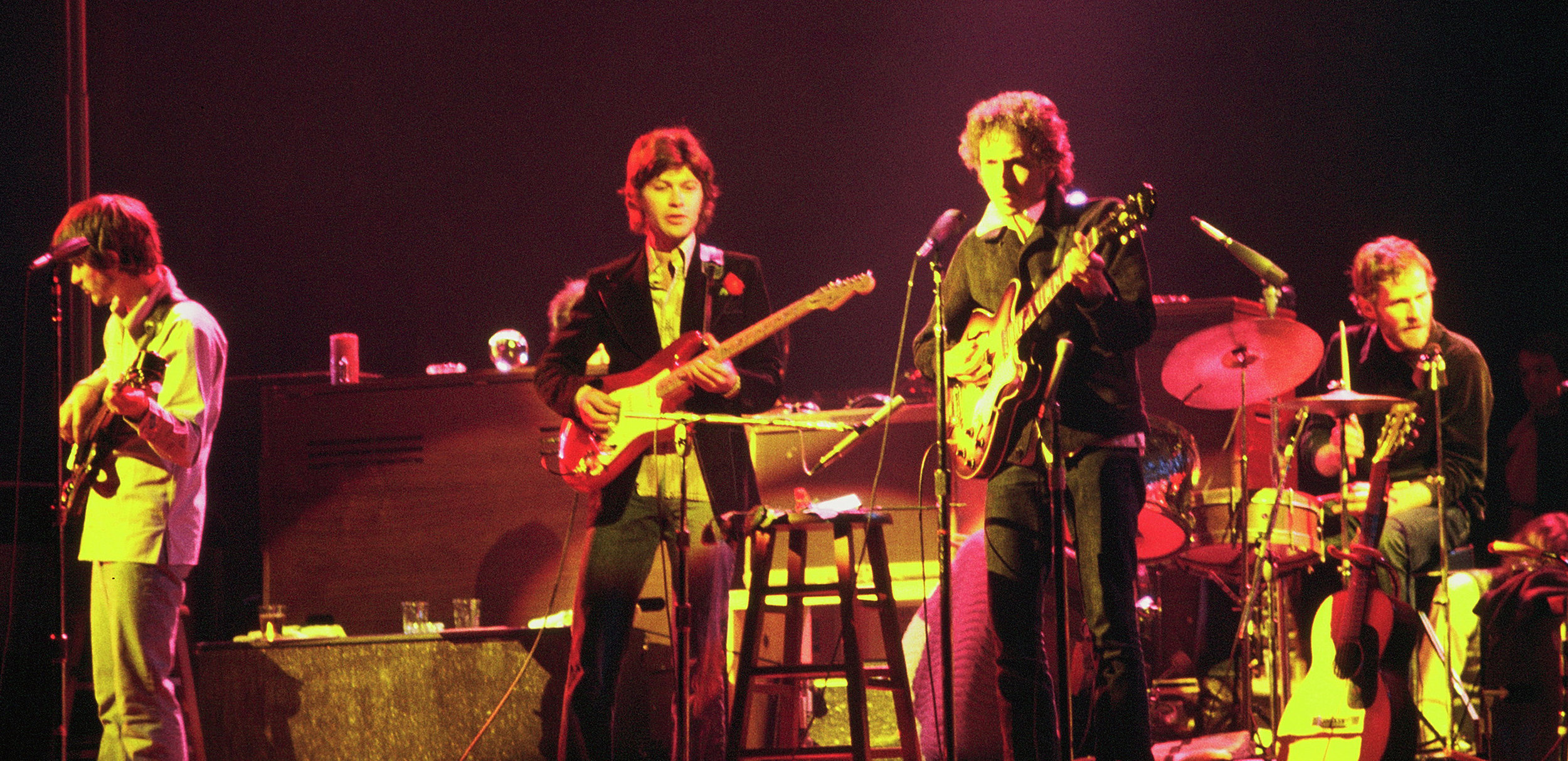 Bob_Dylan_and_The_Band_-_1974.jpg