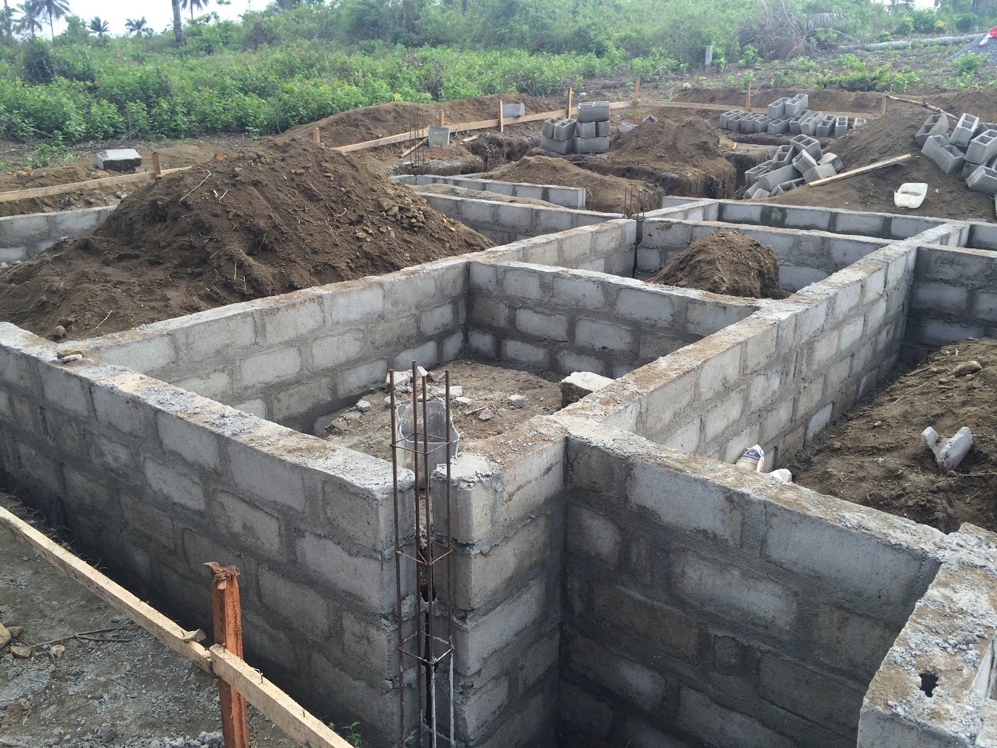 The build commences, using local labour .