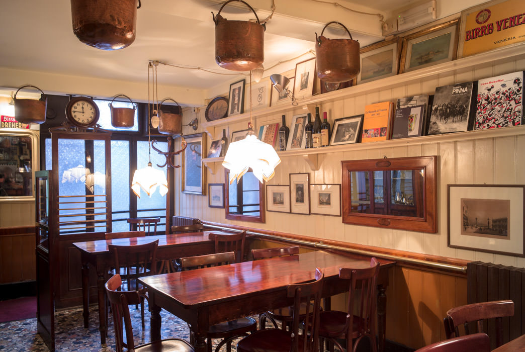 Interno della trattoria ca' d'Oro alla Vedova