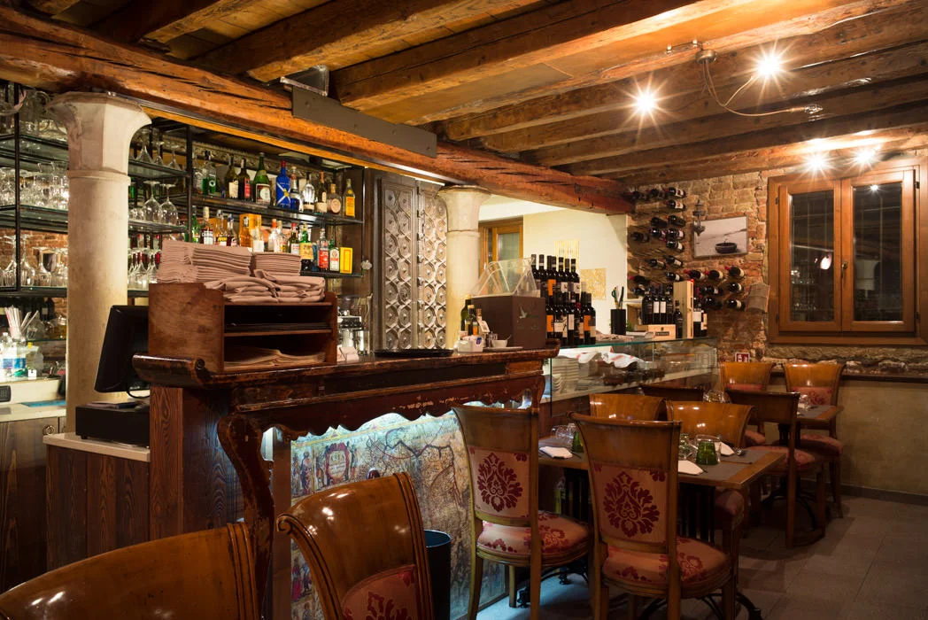 Interno del ristorante Luna Sentada in Castello