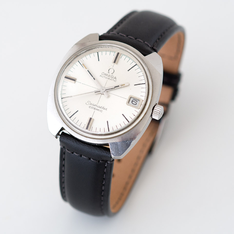The Ω Omega Seamaster watch