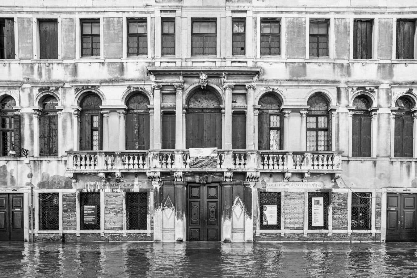 The magnificent interiors of Ca' Zenobio in Venice