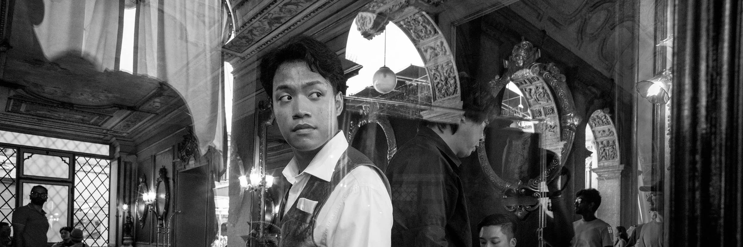Photo Tour Venice in black and white 06.jpg