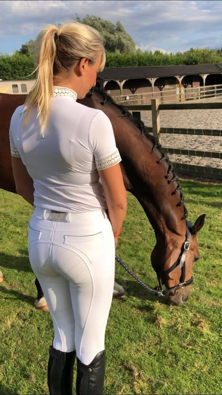 Riding Breeches - Riding tights are designed for your comfort in the saddle or for a day at the stable. They have the look of regular riding pants but you get the comfortable, soft and lightweight feeling of training tights.We carry afew different styles of tights, breeches and stable pants for hobby and competition