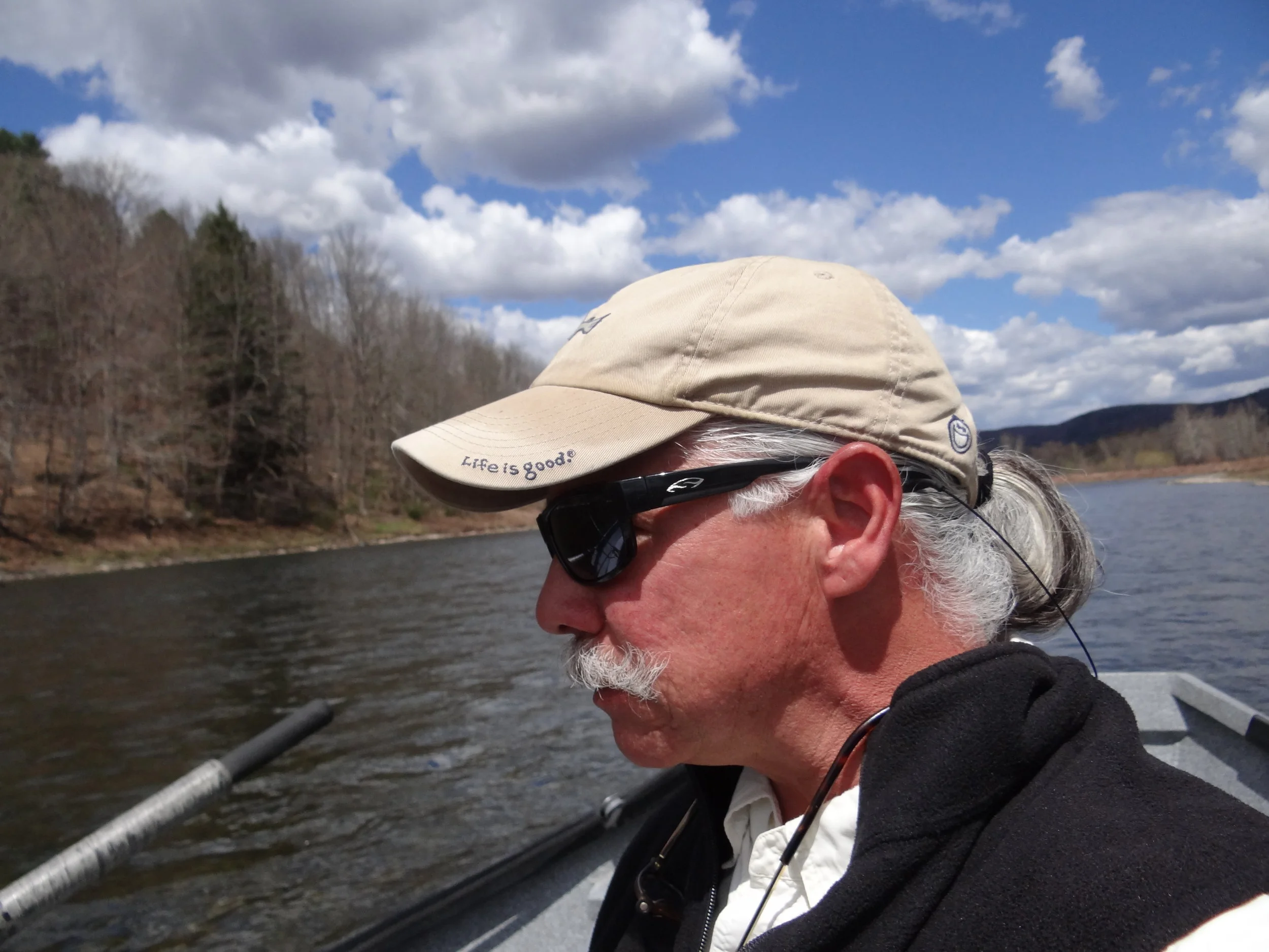 Guide profile pic-2.JPG