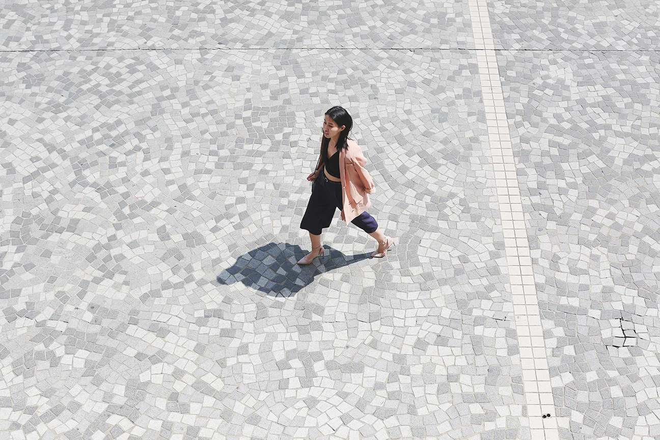 AE5A8086 colors of hong kong.jpg