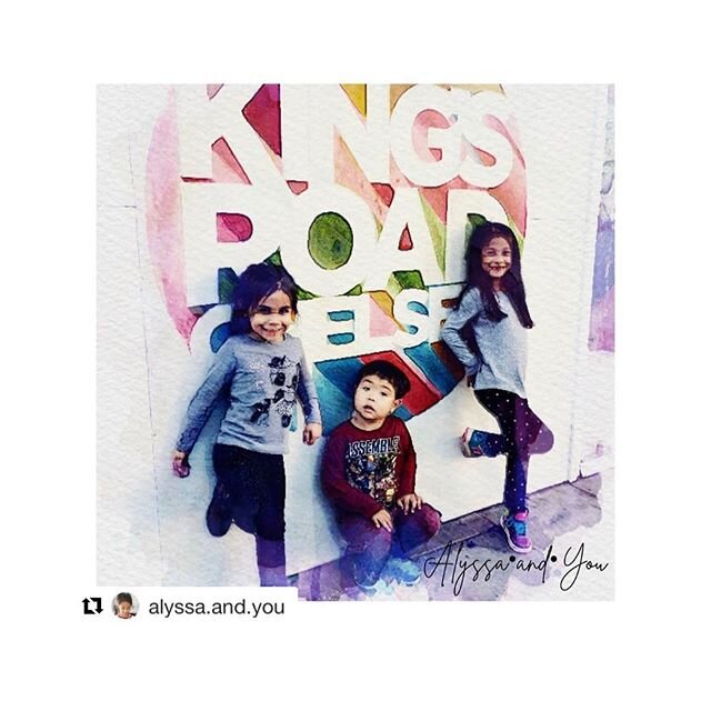 Love! 💕

#Repost @alyssa.and.you with @get_repost
・・・
Love our Kings Road #chelsealondon #londonuk #precovidlife #kingsroad #painting #youtubers #siblings #family #jagasworld #❤❤💙 #smiles