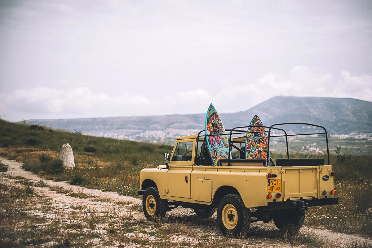 land_rover_109_left_rear_1.jpg