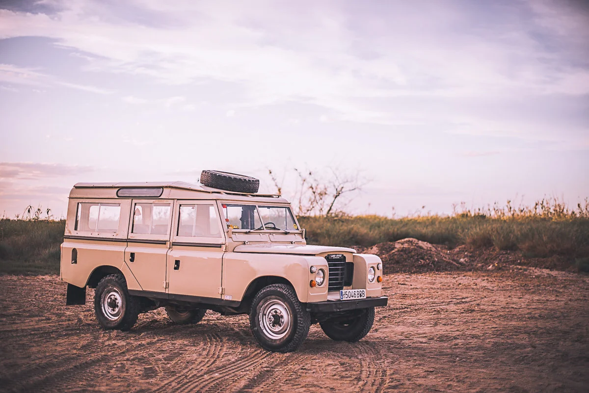 landrover_109_rf_1.jpg